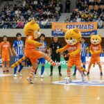 京都のフットサルチーム「FREYMARS」、ネコのぬいぐるみ姿で快勝